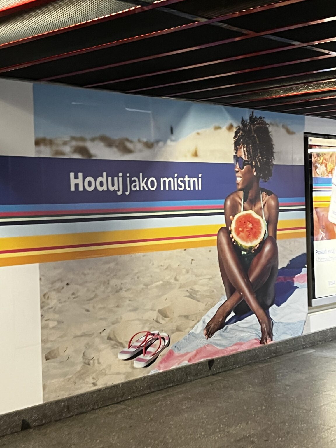 プラハ、Hlavní nádraží...KFCだけがありません。