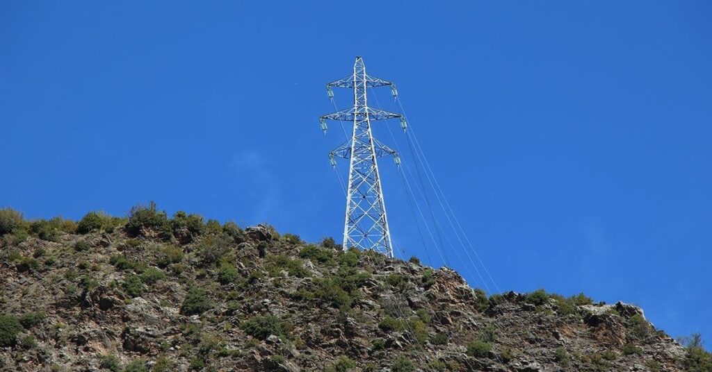 停電カクテル: スペインやフランスから電気が来ない