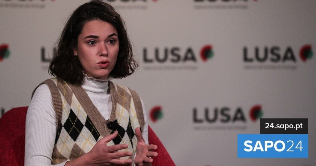 MASの活動家とレナータ・カンブラが新党を設立した。イデオロギーは新自由主義に反対し、労働者や若者と共生する - 時事問題