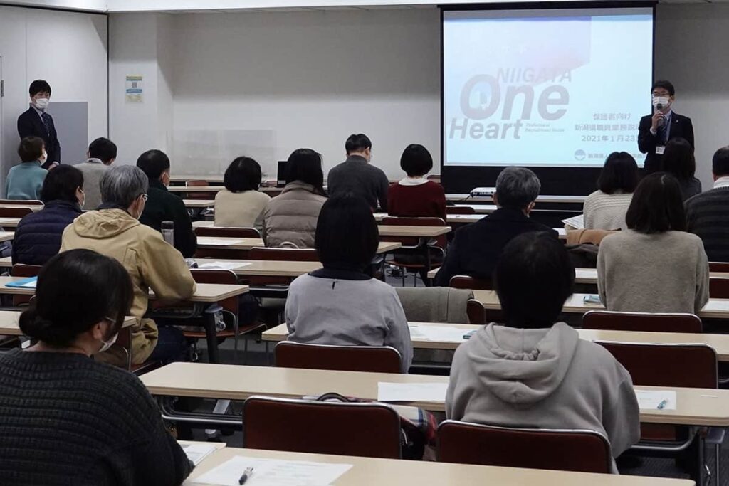 内定もらって「お母さんに確認」Z世代の“異常な”就活、支えているのは親世代の“皮肉”学生は「前時代的」と困惑【親に依存する学生が増えている】