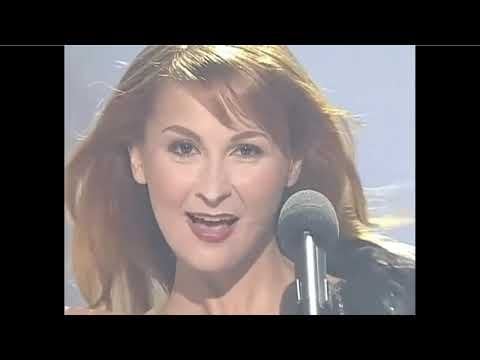 振り返り: ユーロビジョン 2002 ではセスターではなくスロベニアを代表するはずだった曲 (カルメン スタベック - More and More)