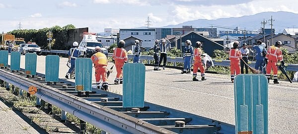 北陸道３台事故、１人死亡 白山ＩＣ近く、玉突き 過失運転致死疑いボートレーサー逮捕