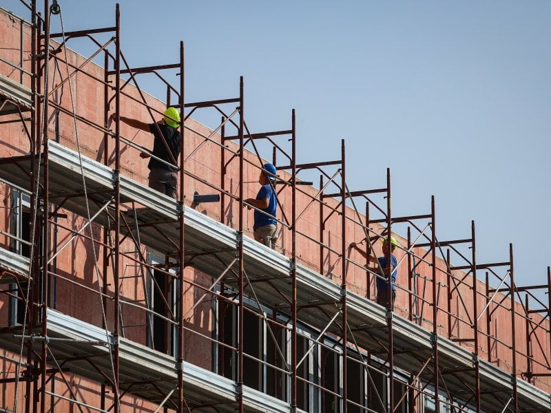 昨年クロアチアで何棟の建物やアパートが建てられたか知っていますか?