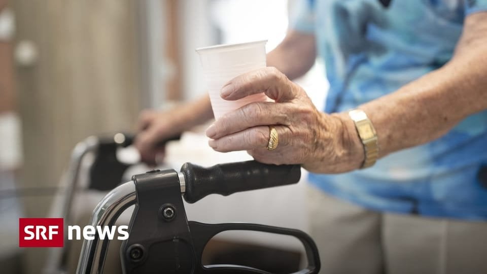 バーゼル - 100歳の街 新たな統計によると、100歳代の大半はバーゼル＝シュタット州に住んでいます。エディス・フグさん（101）の自宅を訪問。