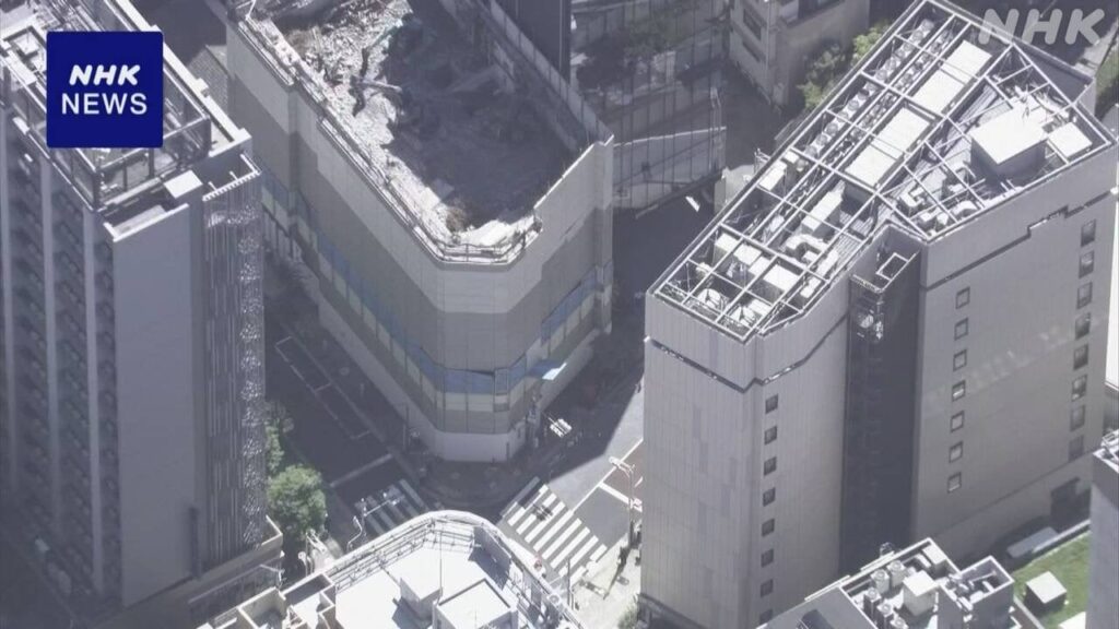 東京 港区 ビル解体工事現場で外壁落下 警備員死亡