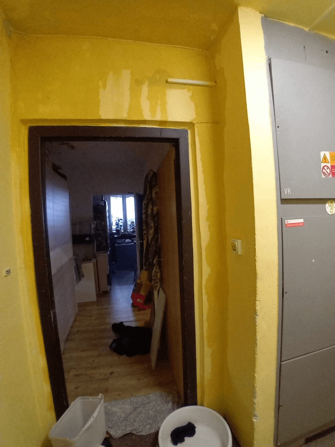 そうした嫌な親西側の建築よりも優れた、質の高い社会主義建築へようこそ。