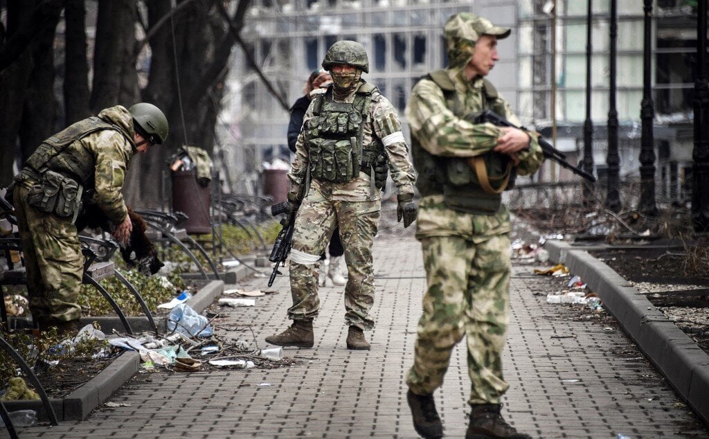 「我々は彼らをその場で埋葬する」 - 傍受された通話の中でロシア人は、戦死した兵士の遺体を埋葬し「行方不明者」として登録することで遺族への補償金の支払いを回避するモスクワの戦術について語っている。