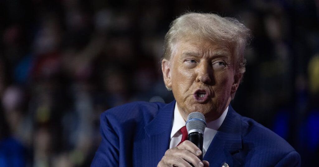 トランプ陣営、スタッフに必死のメモで情報漏洩を止めるよう要請