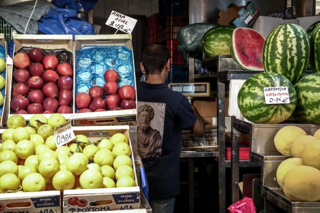 アルバニアのスイカ、オーストリアの玉ねぎ - 果物と野菜の輸入が10%増加 - Documento