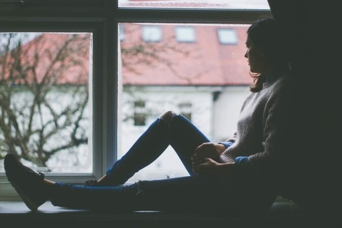 若者の自殺率が急上昇、過去20年で最高値に