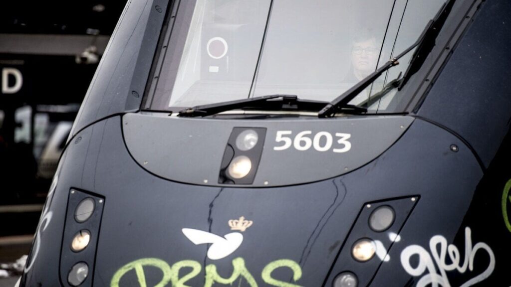 DSB の定時性は 2023 年に底を打った