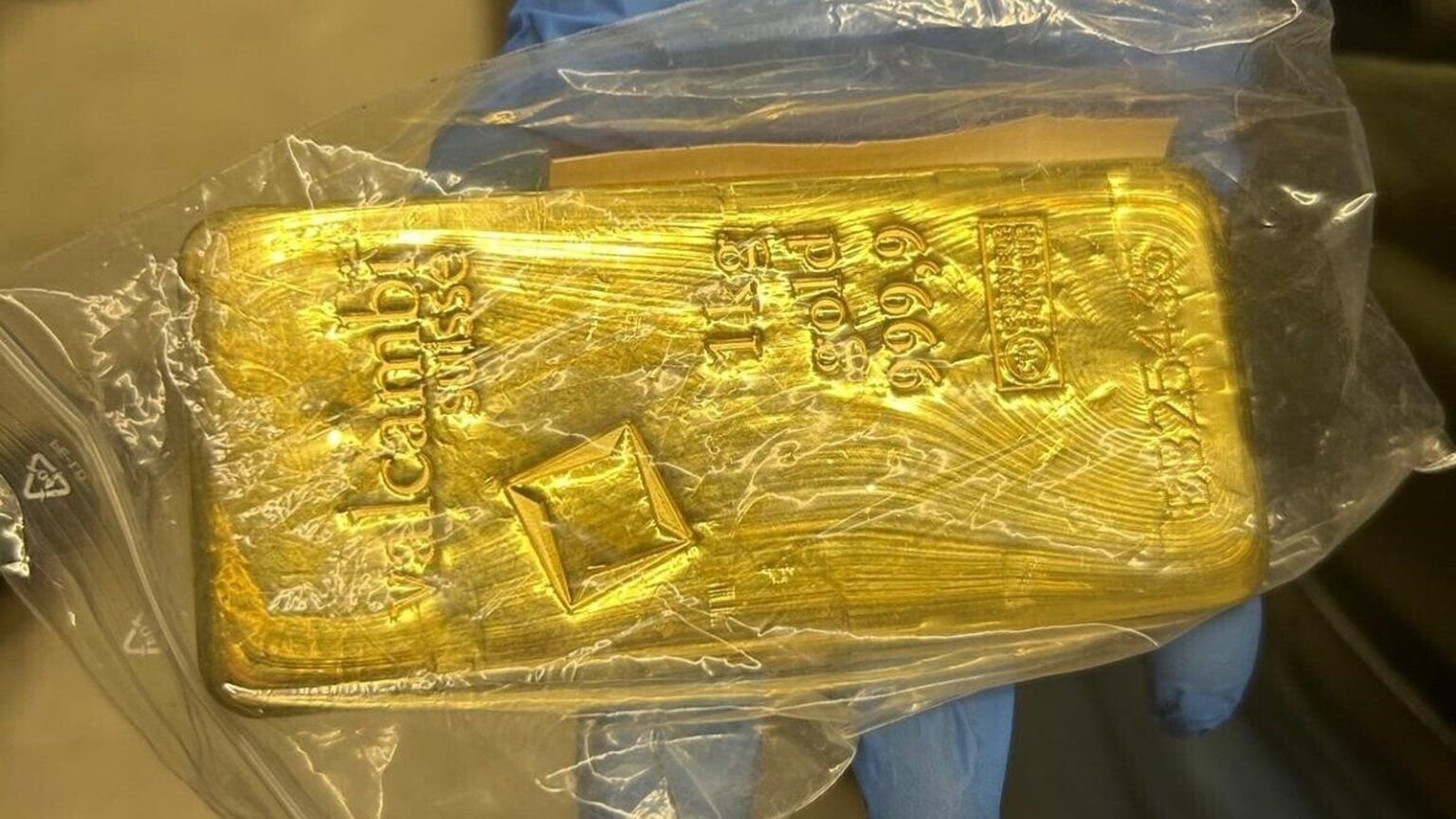 ダブリンで140万ユーロ相当の金を押収、男逮捕
