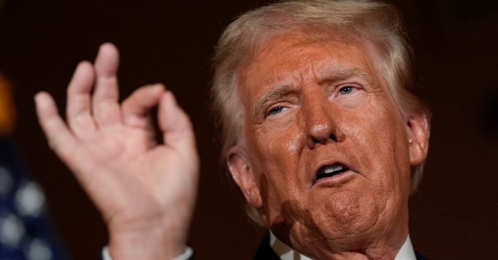 カマラ・ハリス氏が世論調査で支持率上昇、トランプ氏が性的な侮辱発言に転じる