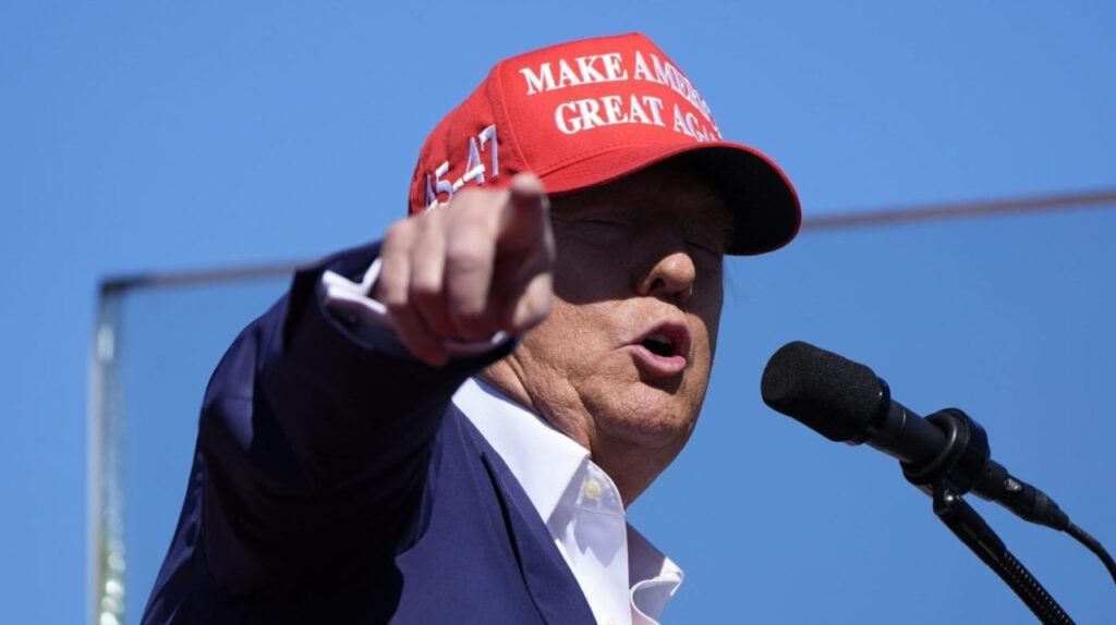 トランプ大統領、選挙介入に関する司法省の発表に反応「かわいそうなロシアが何なのか分からない」