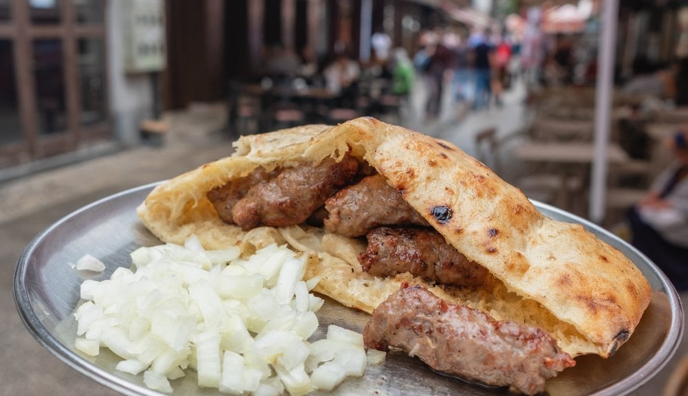 Rok Snežič は「Sarajevski čevap」という名前でドメインをリース