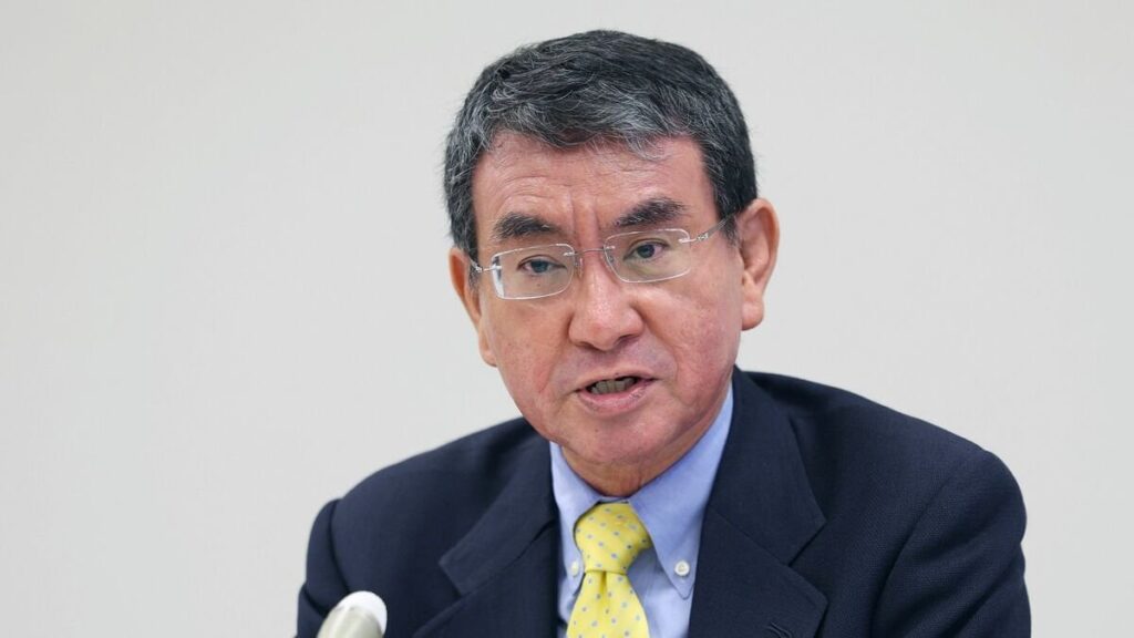 河野太郎氏は本気で｢マイナ保険証｣を整備する気があるのか…迫りくる｢地獄の冬｣に病院受付がため息をつくワケ - ｢インフル流行+マイナ保険証｣のWパンチが襲う