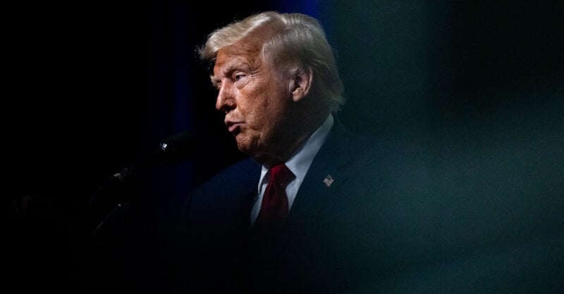 ドナルド・トランプは正気を失っている。彼の驚くべき認知力の低下は、ジョー・バイデンが受けたのと同じ厳しい調査に値する。