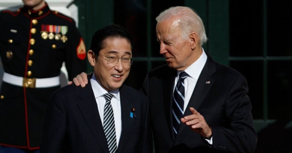 「米国に見捨てられる…」安倍・岸田の恐怖が生んだ「戦慄すべき」日本の末路「もはや米国のミサイル基地」