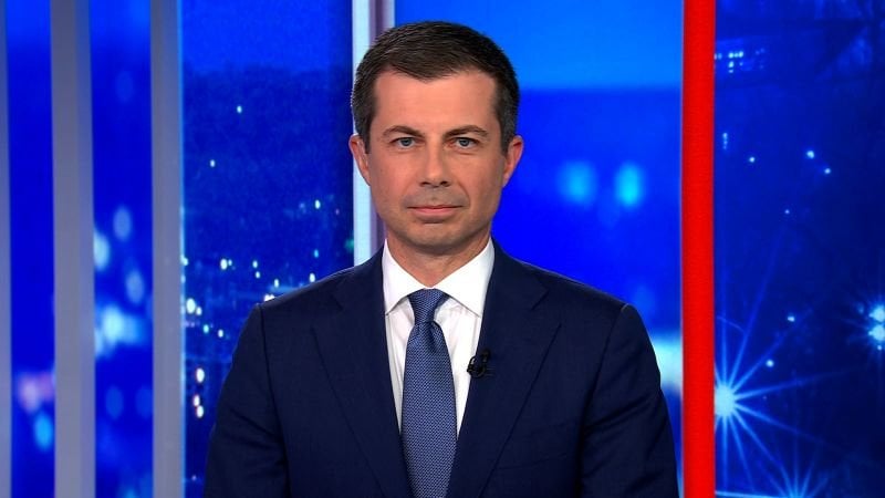 ブティジェッジ氏：トランプ氏とヴァンス氏は自分たちの実績から目をそらすために「移民を悪者扱いしている」