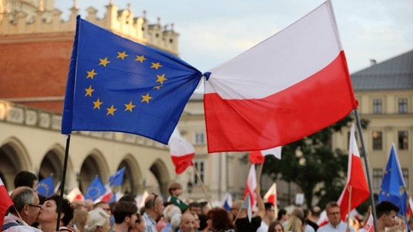 ポーランドの欧州連合加盟20年：同国の経済はどう変化したか