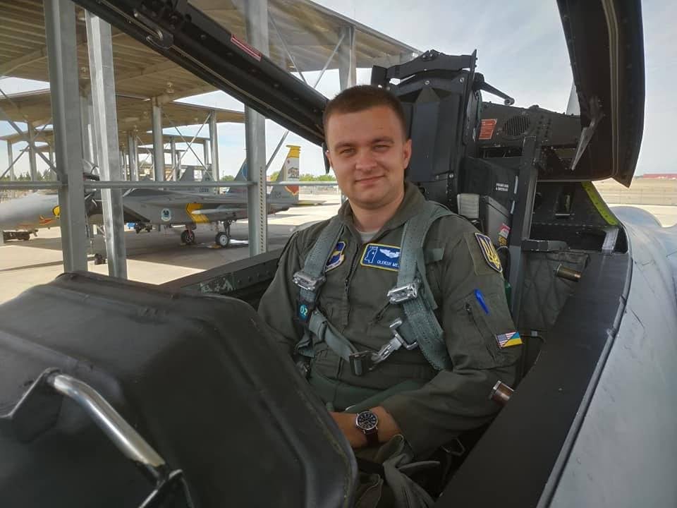 誰か、F-15パイロット「ムーンフィッシュ」が死亡した正確な理由を教えてください。