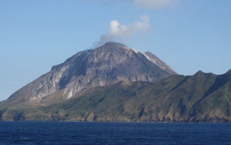 鬼界カルデラは9000年かけてマグマが蓄積し巨大噴火したと判明、九州南部の縄文文化を壊滅させた7300年前の噴火に至る過程あきらかに