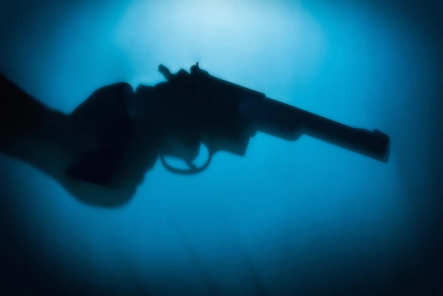 [Vídeo / SIC Notícias] ヴィラ・ド・コンデで中国人実業家らの会合後に銃乱射事件が発生