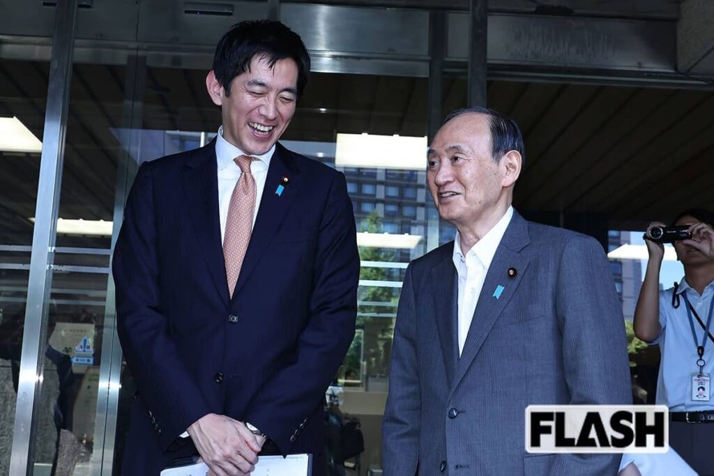 総裁選は代理戦争」菅義偉氏が小林鷹之氏に重ね合わせる「元神奈川のドン」同じ県連も「2人は関係がいいわけない」― 神奈川ではずっと派閥の主導権争い