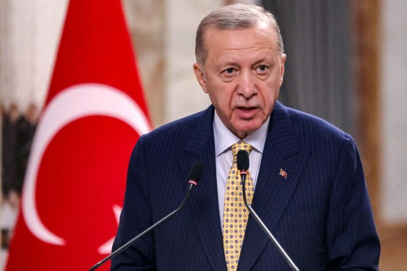 トルコ人女性、隣人を刺した罪で強制送還の危険にさらされる