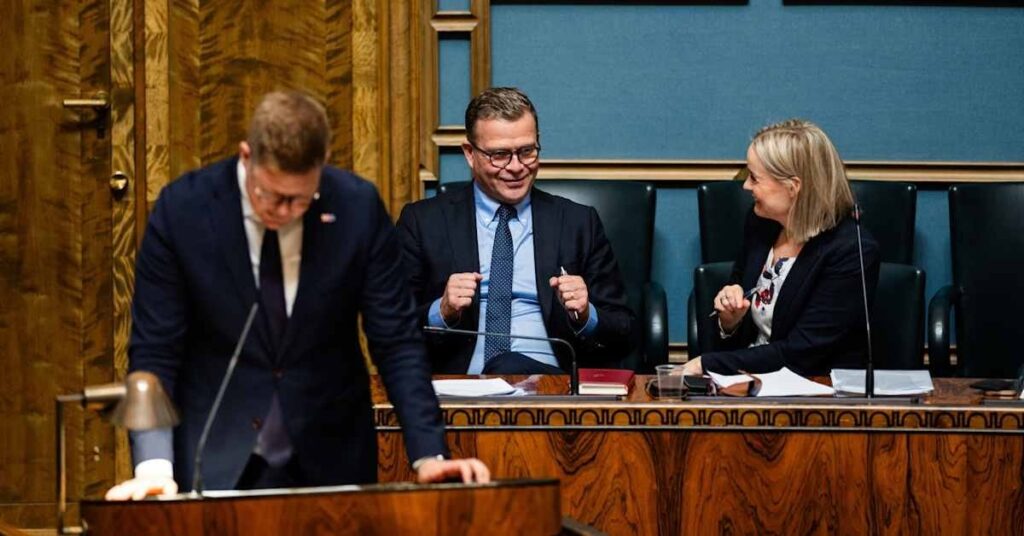 新聞：フィンランド党議員、国会でスウェーデン語を話した後SDP党首にヤジ | Yle News