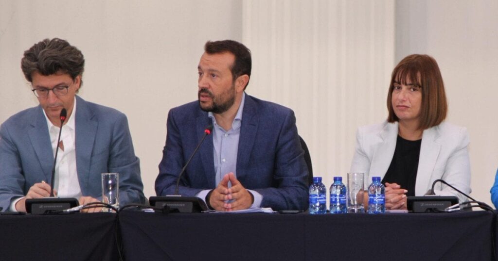 ニコス・パパス/SYRIZA、民間債務規制法の提案を提出 - tvxs.gr