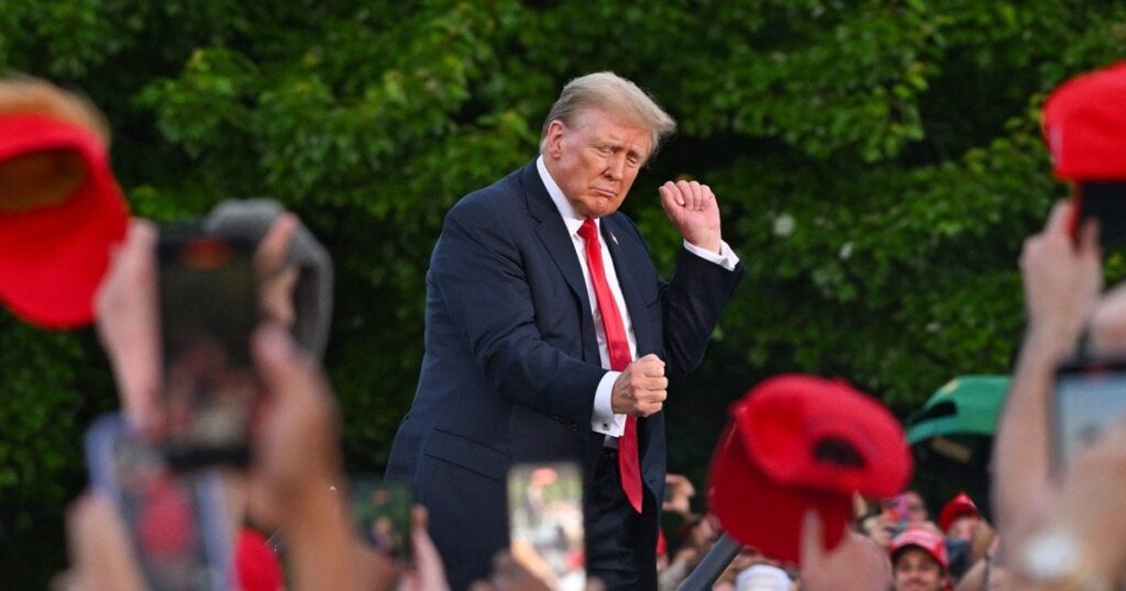 トランプ大統領の知的能力をめぐる疑問は、2024年の話だ | 彼の演説はますます理解しにくくなっている。