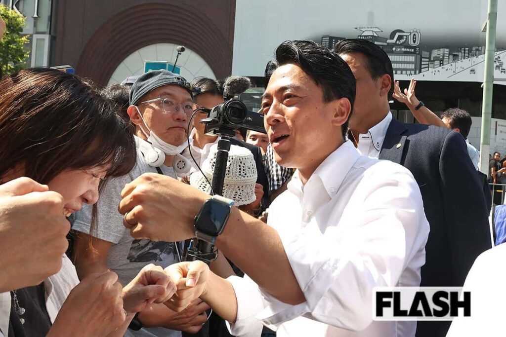 「閉店するデパート」自民党＆内閣支持率 “急上昇” に冷めた声…“総裁選祭り” 効果で「裏金問題」は忘却の彼方か ―《「世論」なんてしょせんそんなもの》