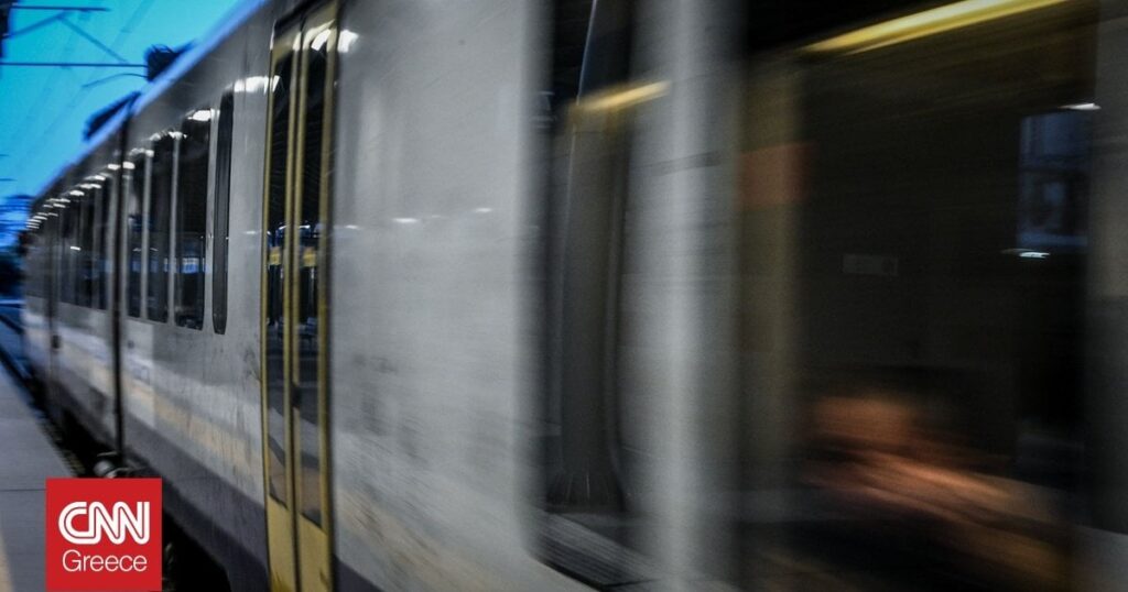 リヴァディア氏：電車がドアに挟まれた女性を引きずっていた―２人逮捕、検察介入