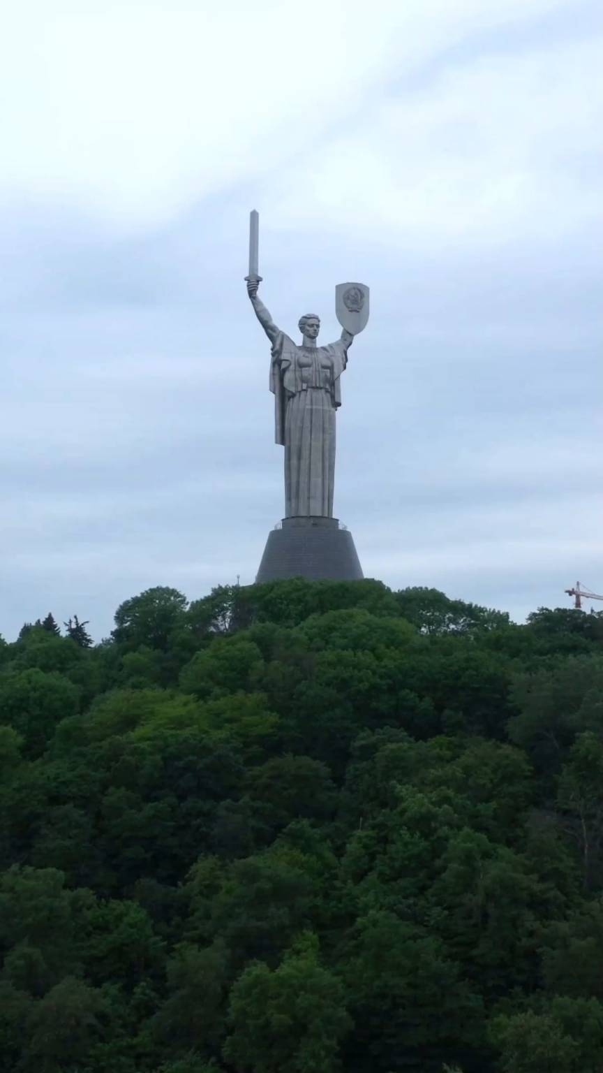 ウクライナはロシアを破り、米国はキエフを支援し続けるだろう。現時点で、キエフは防空強化と、ロシア奥深くの標的を攻撃するために西側の長距離兵器を使用する許可を切実に必要としている。