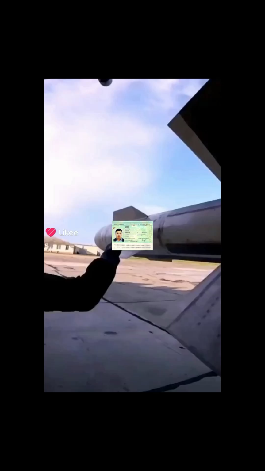 カザフスタンの企業ARCグループはロシア軍と協力して、タレスとサフランのフランスの航空技術を搭載したロシアのSu-30SM航空機のメンテナンスを行っています。この調査はInformNapalmとボランティアOSINTコミュニティによるものです。