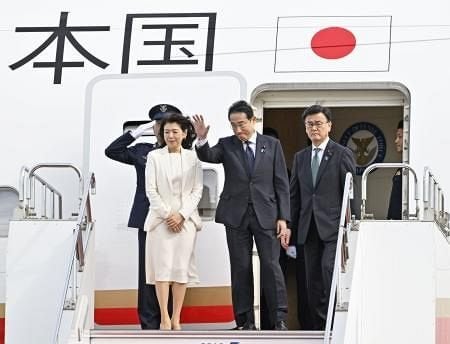 首相、「クアッド」参加で米国へ 羽田出発、退任前最後の外遊