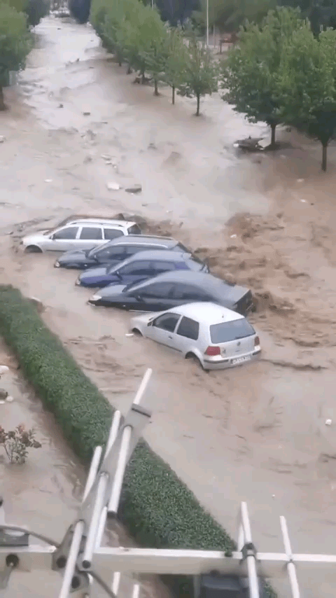 ポーランドで激しい洪水が発生。