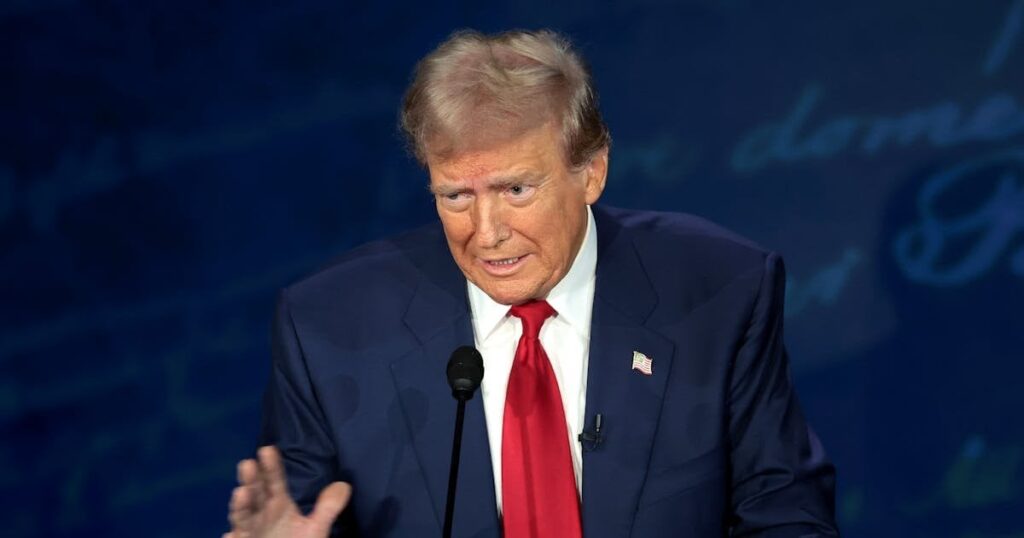 討論会の合間にトランプ氏の認知能力が衰えるペースを示す残酷なビデオ
