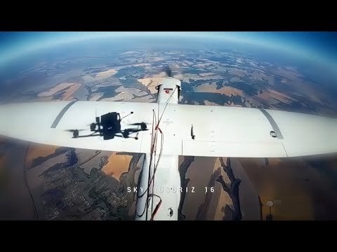 ウクライナのFPVカミカゼドローンが希少なロシアのオルラン30偵察無人機を撃墜