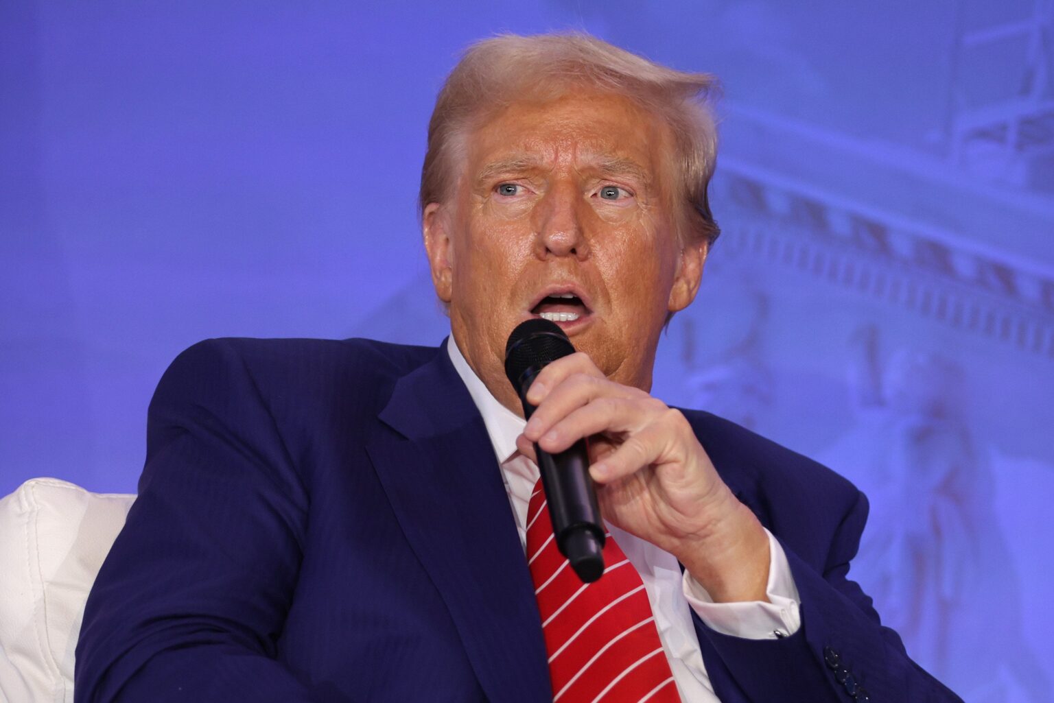 フロリダの保守派がマリファナ発言でドナルド・トランプを攻撃