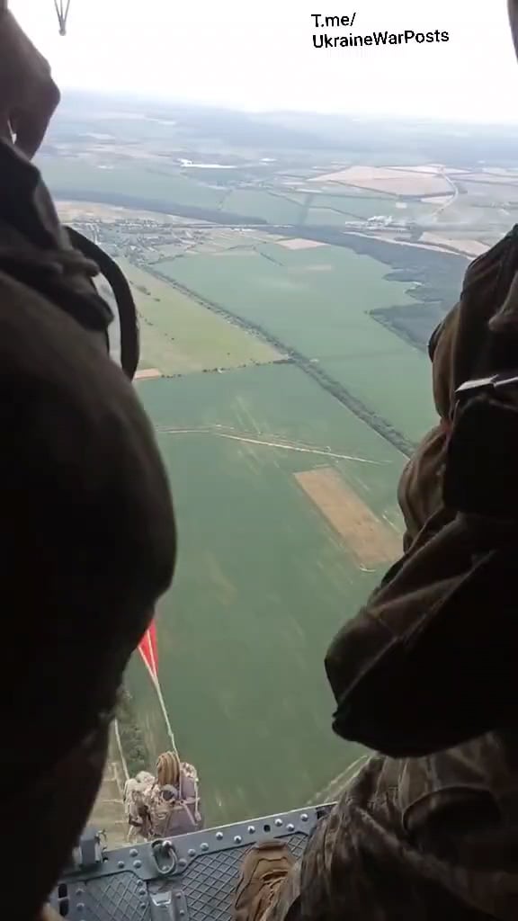 ウクライナ空挺部隊が活動中