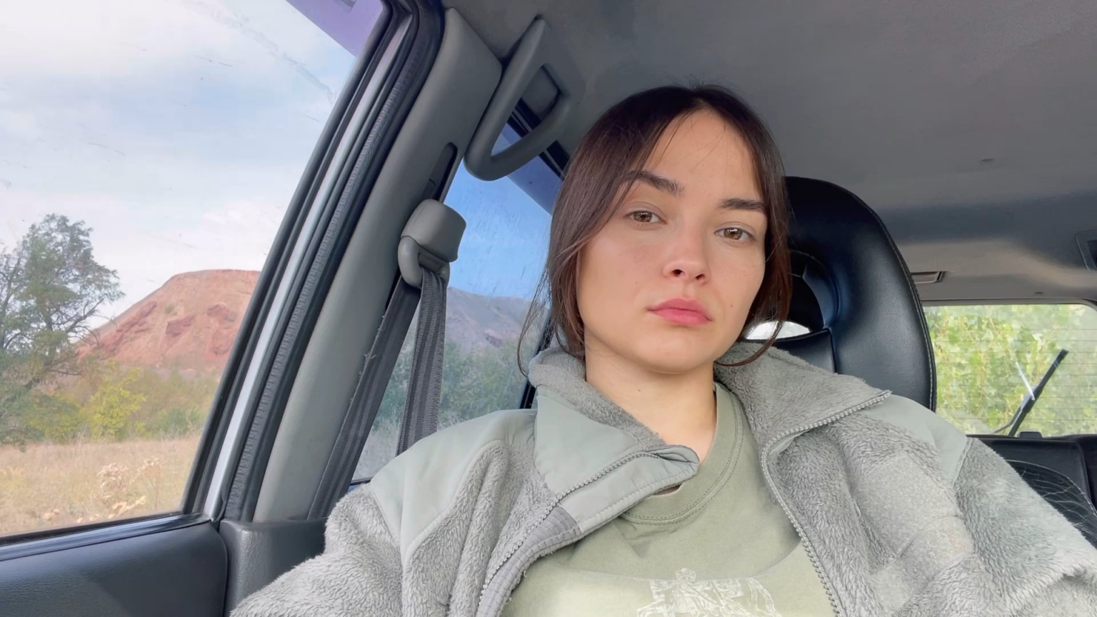 ロシアとウクライナの戦争の実際の期間と、その中でのNATOとアメリカの役割。 YouTube の完全なビデオ、コメント内のリンク。