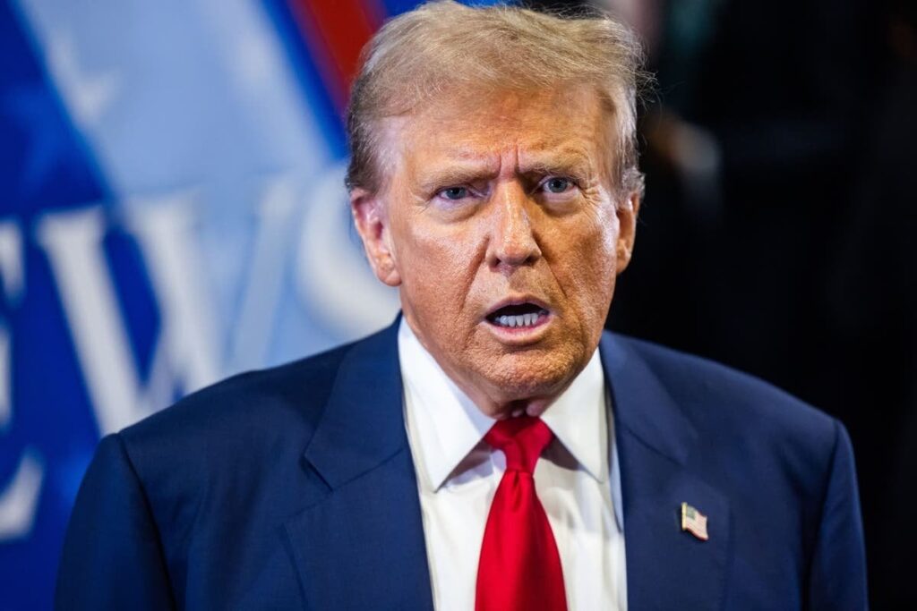 共和党のカール・ローブ氏は、トランプ氏が「大惨事」討論会で「石のように愚か」と評した女性に「打ちのめされた」と語る
