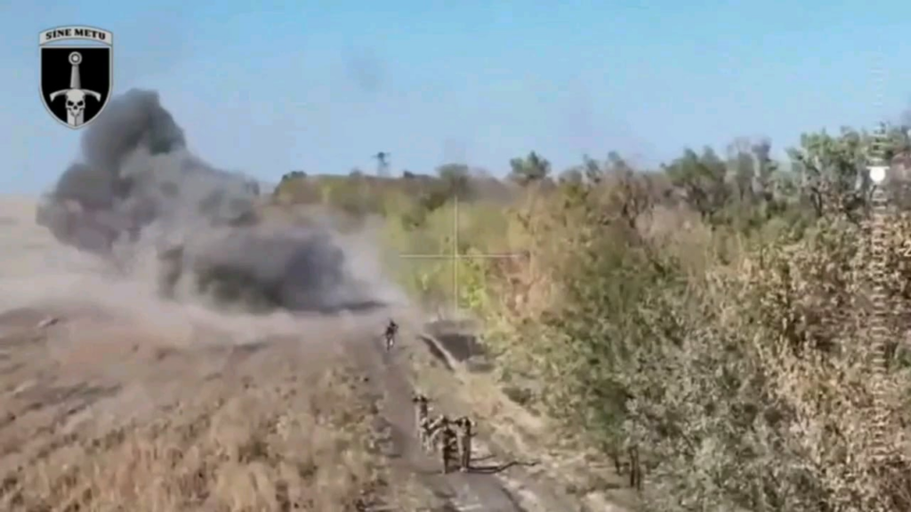 伝えられるところによれば、ロシアの大砲がクラヒフ方向に降伏しようとしていた自国の軍人に発砲した