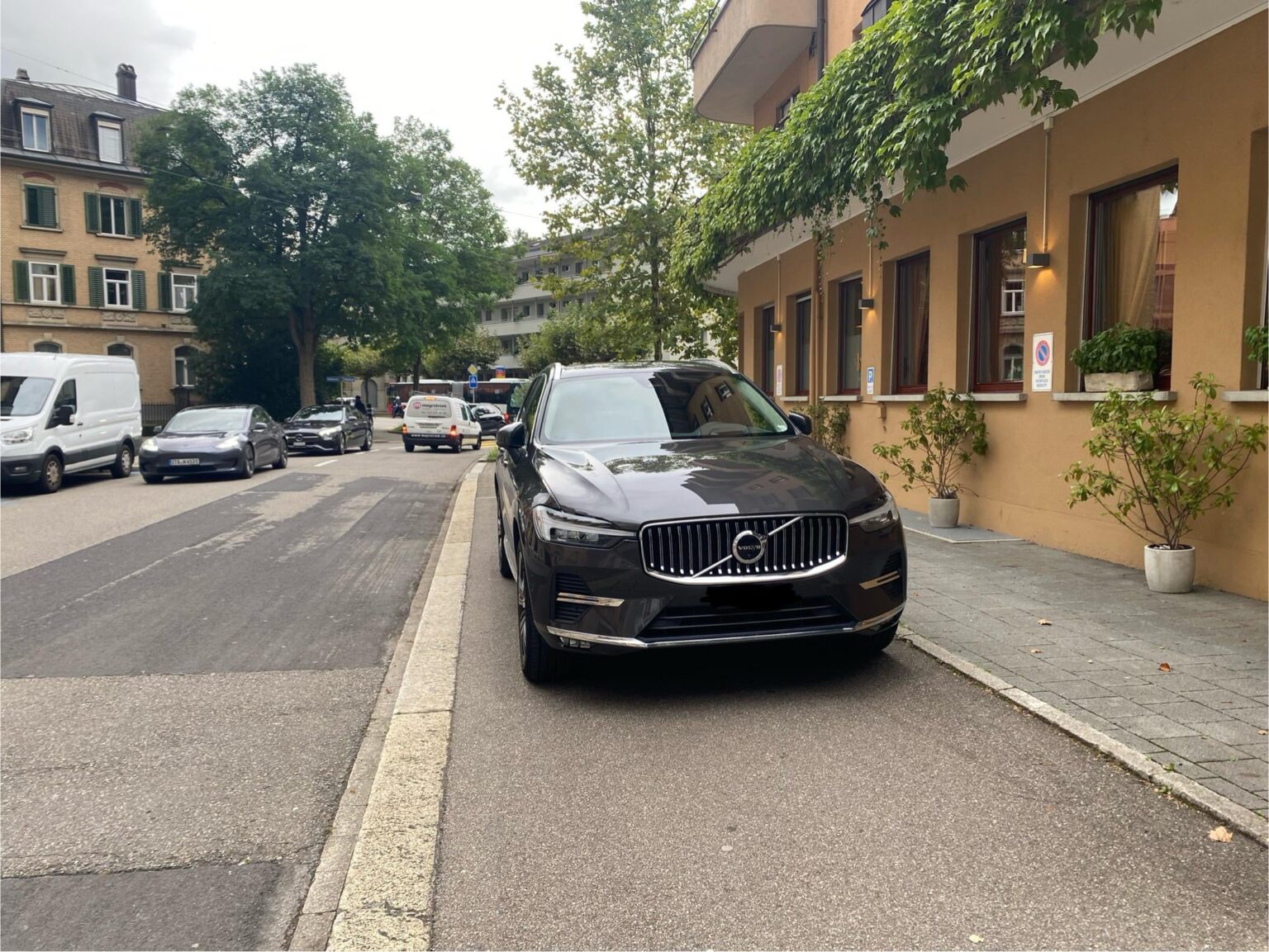 駐車違反の報告方法