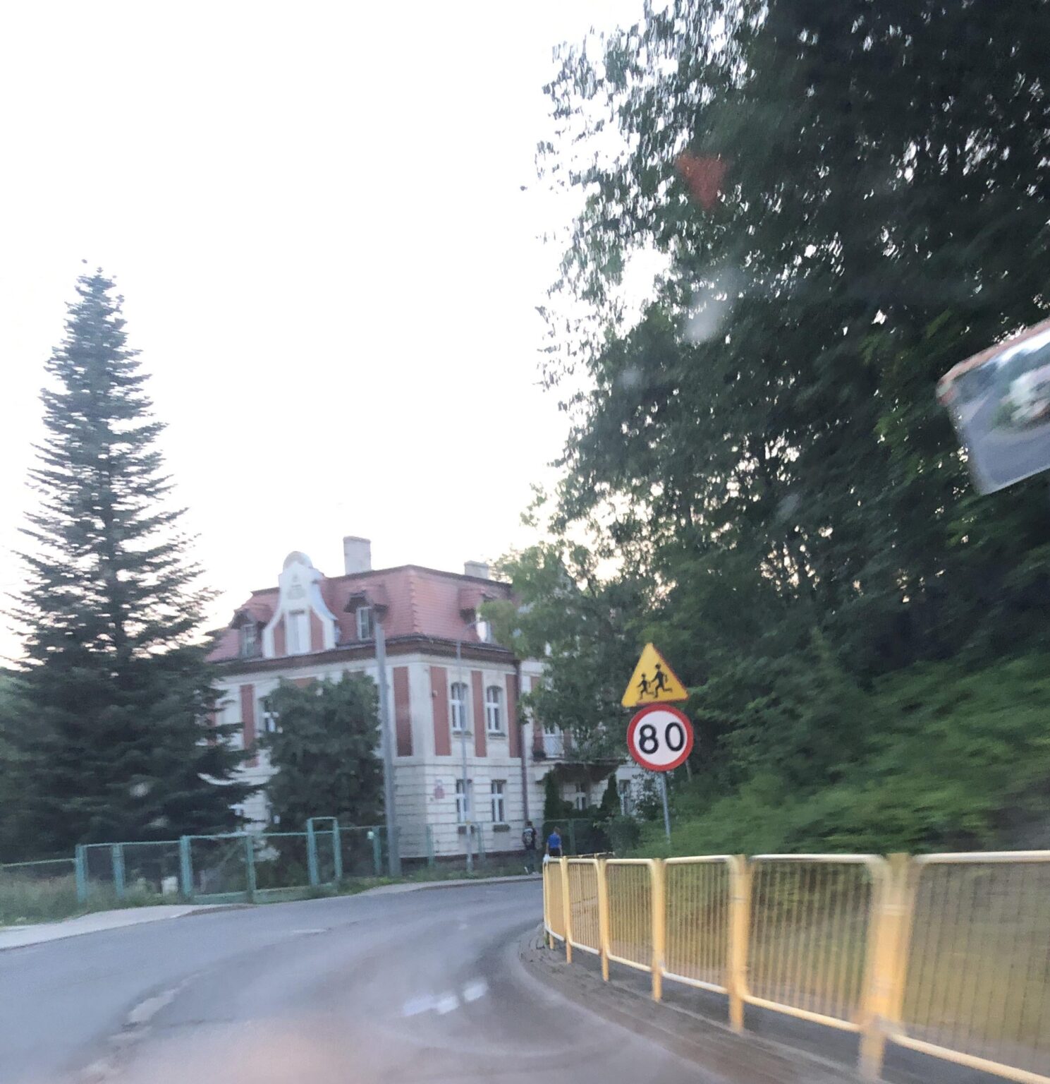 私の町の制限速度