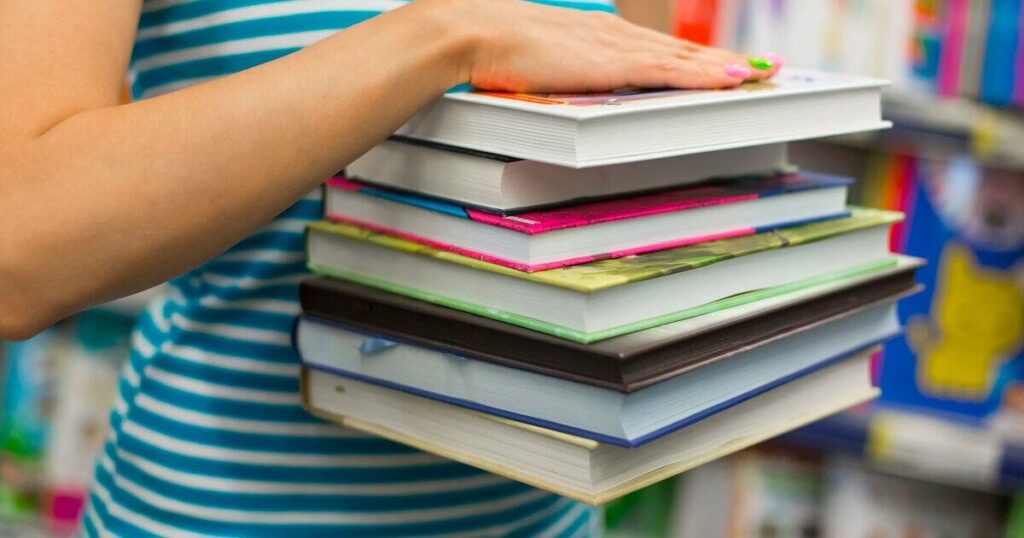 AGCM は学校出版に関する調査を開始した