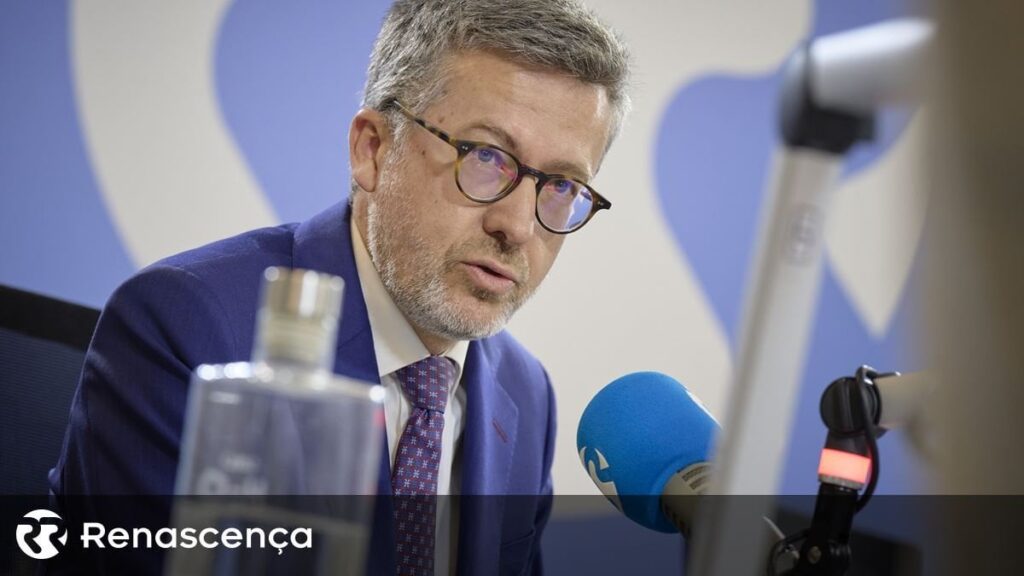 モエダス氏、「極左」がホームレスを「ビジネス」として見ていると非難