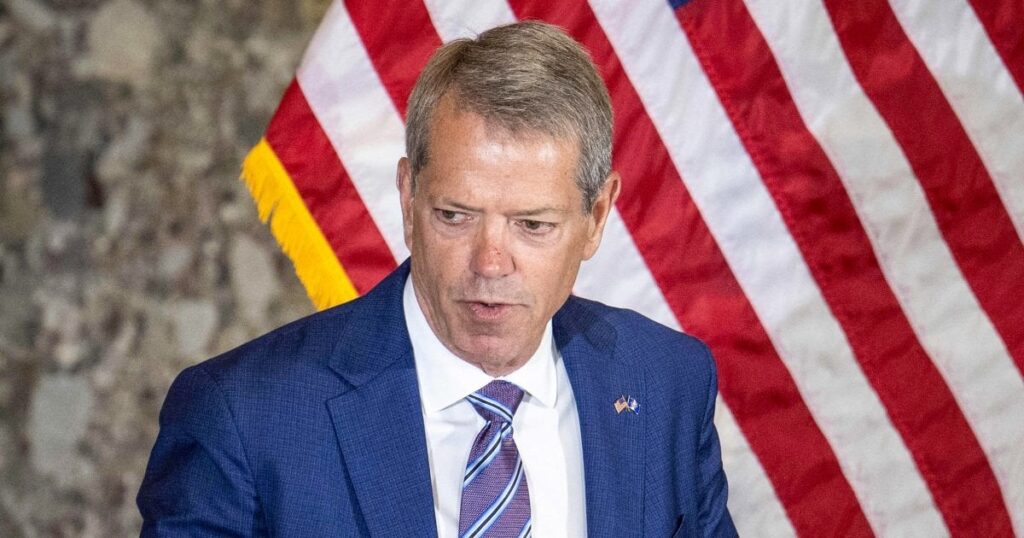 ネブラスカ州知事は、トランプ氏への打撃として、州の選挙人票を変更する特別会議を招集しない